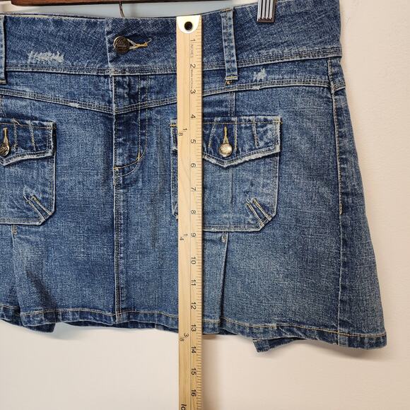 Vintage Y2K Candies Denim Pleated Micro Skirt Size 11 32" Blue Boho Chic 2000s - Picture 8 of 10